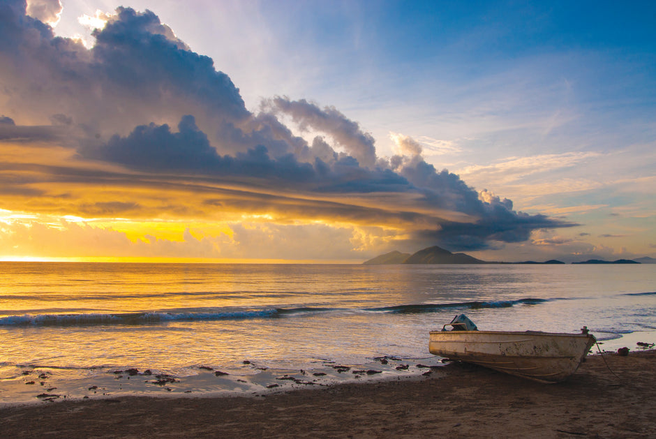 Top 10 tropical Queensland beaches for wet season escapes - Camper Trailer Australia