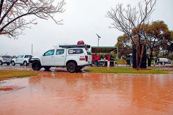 Drive 4 Life: An outback adventure - Camper Trailer Australia