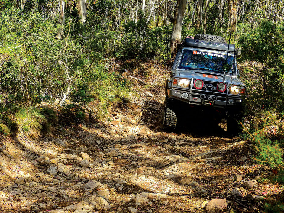 How to drive on rocks: Offroad driving techniques - Camper Trailer Australia